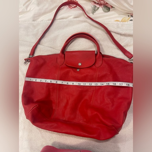 Longchamp Classic leather tote Carryall bright red! Beautiful bag! - Picture 9 of 11